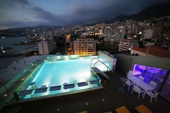 Rooftop Pool